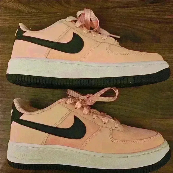 Nike Air Force 1 Valentine Day Bleached Coral Low Top Sneaker 4Y BQ6980-600 - Picture 4 of 12
